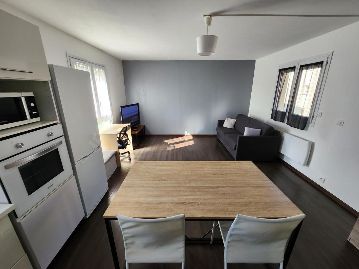 Апартаменти Le Pied A Terre Parisien - 77/94 Понто-Комбо Екстер'єр фото