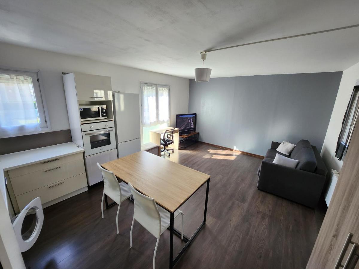Апартаменти Le Pied A Terre Parisien - 77/94 Понто-Комбо Екстер'єр фото