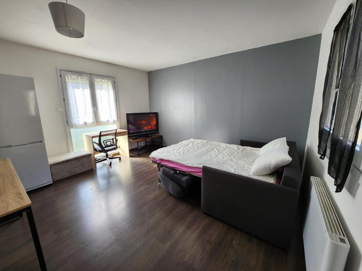 Апартаменти Le Pied A Terre Parisien - 77/94 Понто-Комбо Екстер'єр фото